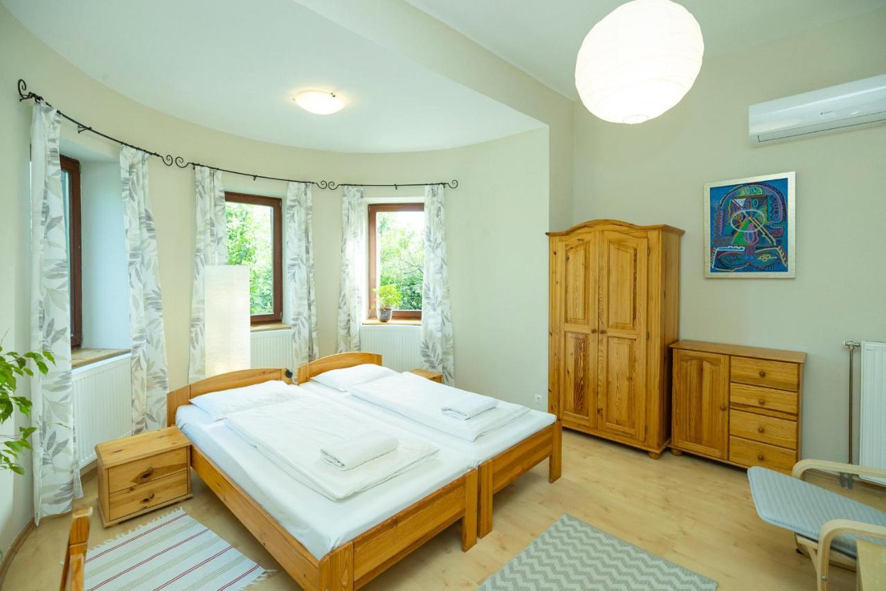 Nemes Apartman Эгер Экстерьер фото