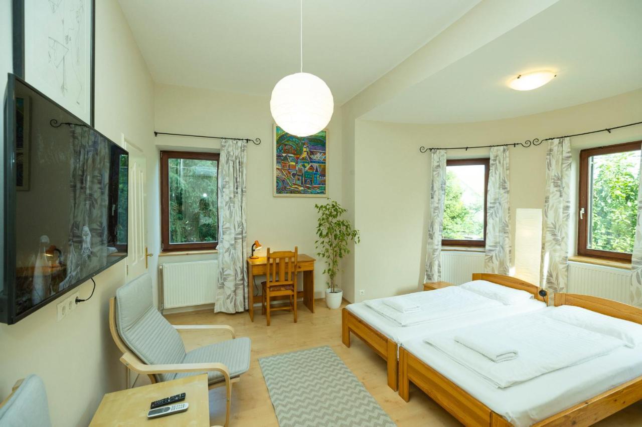 Nemes Apartman Эгер Экстерьер фото