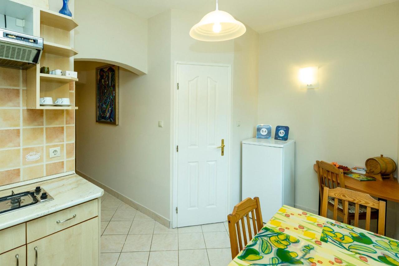 Nemes Apartman Эгер Экстерьер фото