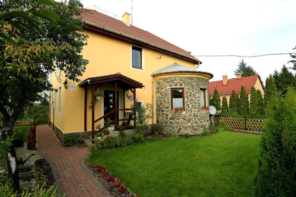 Nemes Apartman Эгер Экстерьер фото